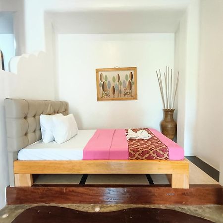 Casa De Arte Hotel Manoc-Manoc Bagian luar foto