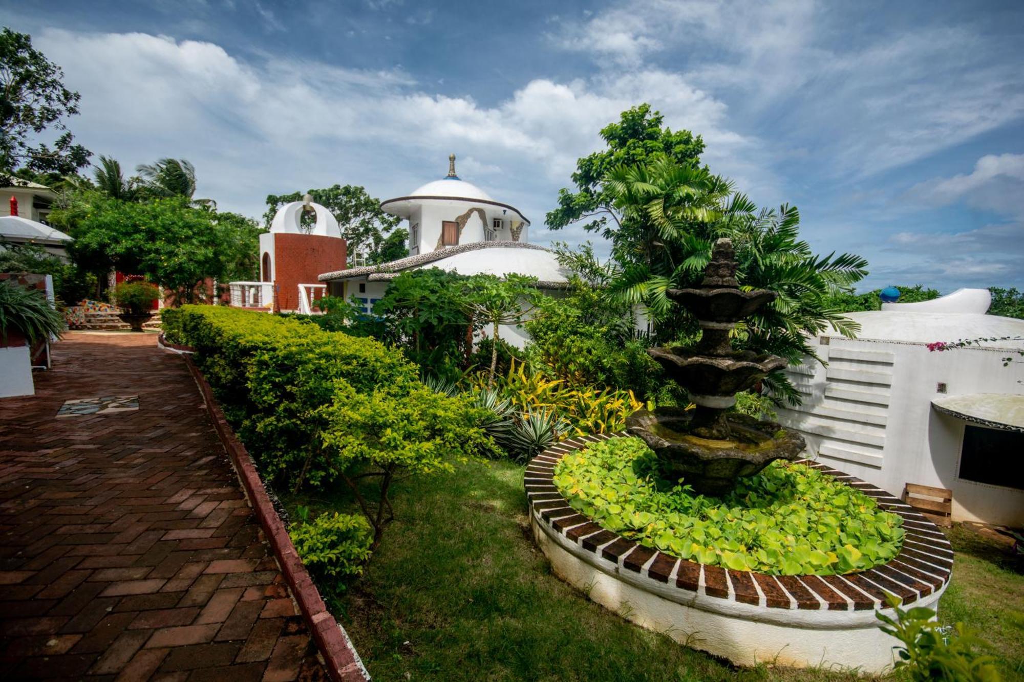 Casa De Arte Hotel Manoc-Manoc Bagian luar foto