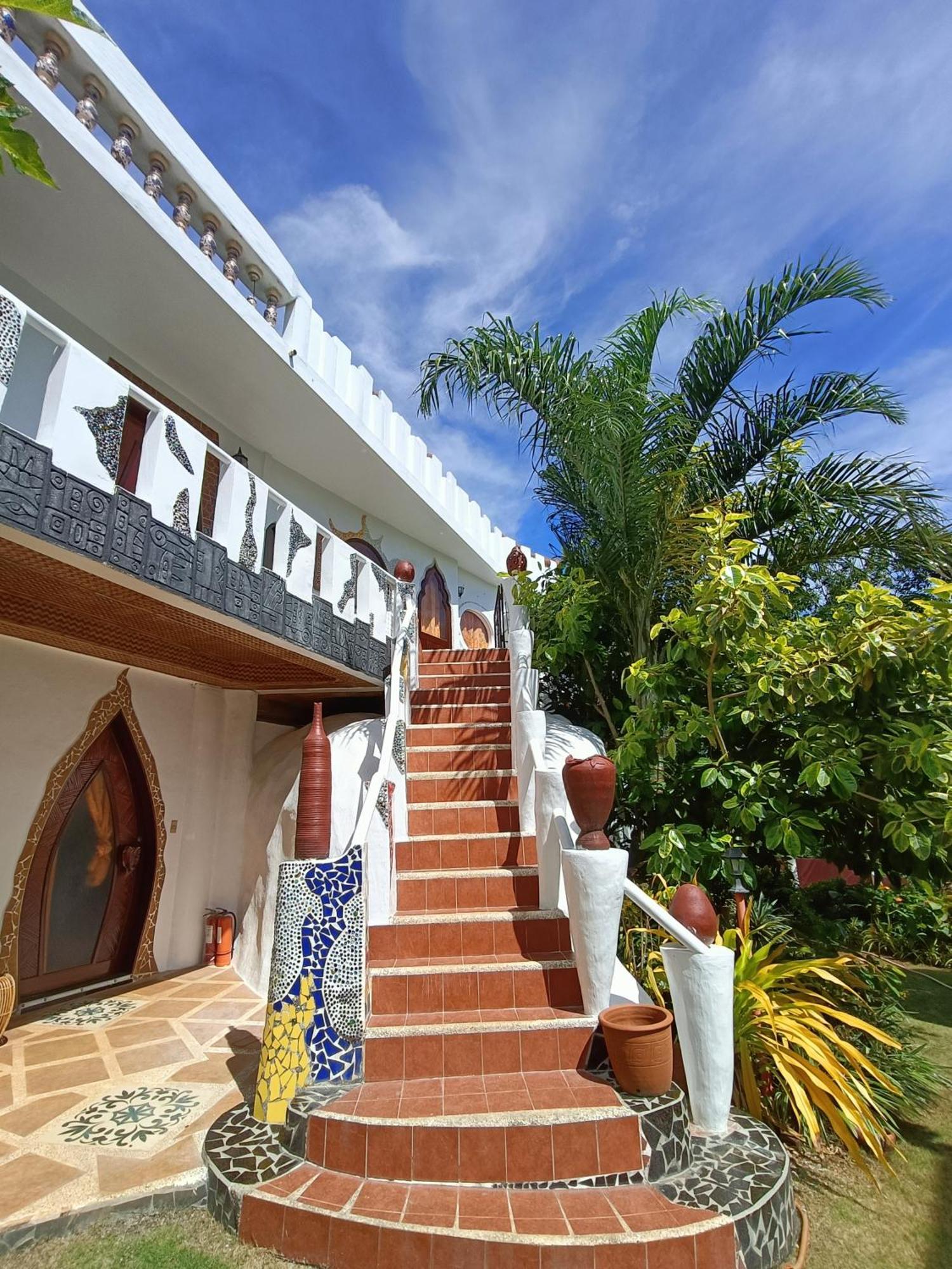 Casa De Arte Hotel Manoc-Manoc Bagian luar foto